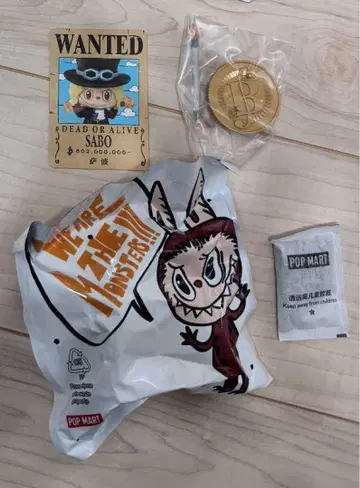 POPMART 원피스 x LABUBU 콜라보 사보