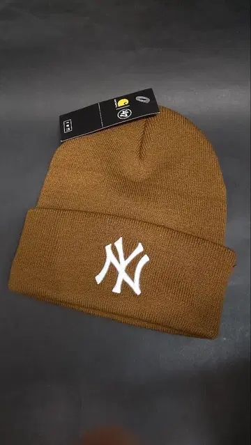 47 브랜드 x 칼하트 콜라보 NY 양키스 비니 니트 캡
