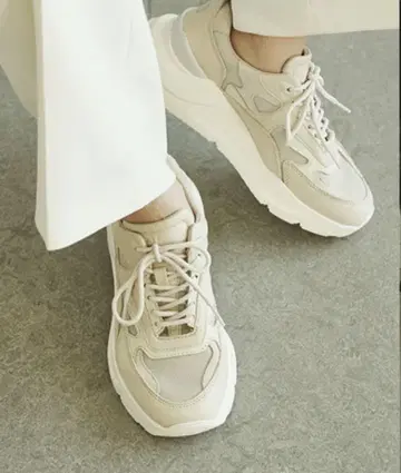 Whim Gazette [ D.A.T.E. ] 별주 다트 스니커즈
