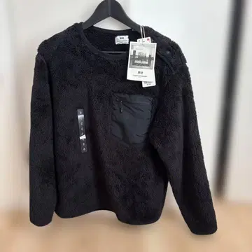 UNIQLO 엔지니어드 가먼츠 블랙 플리스 자켓