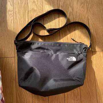 THE NORTH FACE 블랙 숄더백