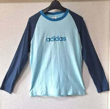 adidas 래글런 긴팔T 스카이블루 로고 y2k 만국기 택