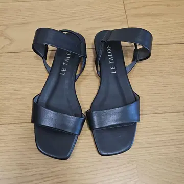 [ 새상품급 ] 루탈론 밴딩 스트랩 샌들 블랙