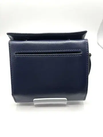 네이비 가죽 3단 폴더형 지갑