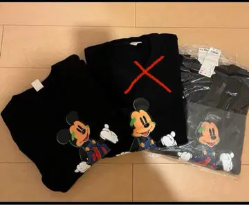 UNIQLO 미키마우스 맨투맨