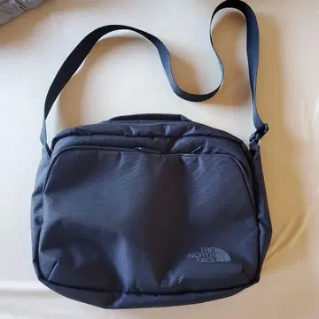 THE NORTH FACE 블랙 숄더백 A4 사이즈
