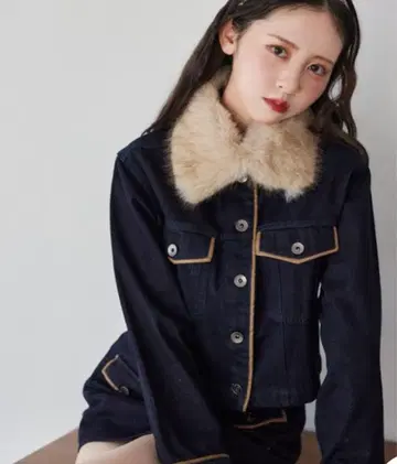 NICE CLAUP 인조 모피 옷깃 파이핑 자켓 (자켓만)