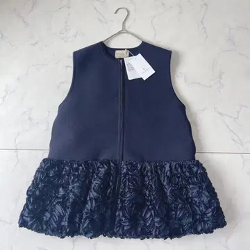 [ 새상품 ] 유나이티드 애로우즈 플라워 새틴 콤비 베스트 니트 네이비