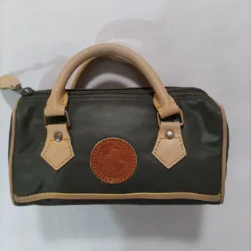 헌팅월드 정품 올리브 그린 미니백