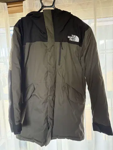THE NORTH FACE 다운 자켓 후드 부착 올리브 그린