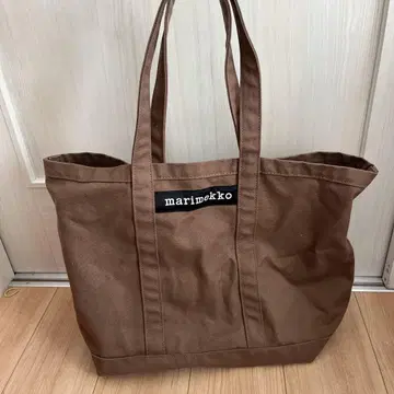 [ 주말까지 최종 가격 인하 중 ] marimekko 브라운 토트백