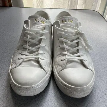 CONVERSE ALL STAR 화이트 스니커즈