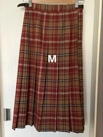 새상품급 Aquascutum 아쿠아 스큐텀 플리츠 스커트 체크 M