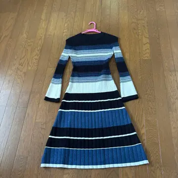 스트라이프 리브 롱 드레스