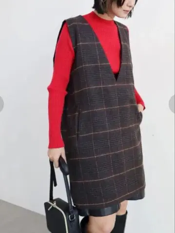 그린 파크스 V넥 미니 점프수트 원피스 체크 짙은 갈색