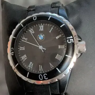 BMW 블랙 아날로그 쿼츠 손목시계 블랙
