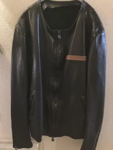 백러쉬 가죽