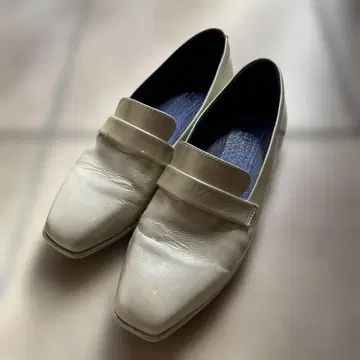 캠퍼 에나멜 로퍼 스퀘어토 사이즈 38