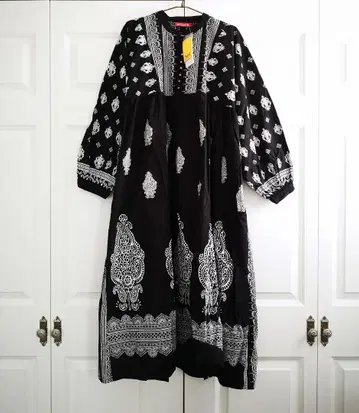 택 포함 새상품 차이하네 에스닉 프린트 롱 원피스 오리엔탈 보헤미안