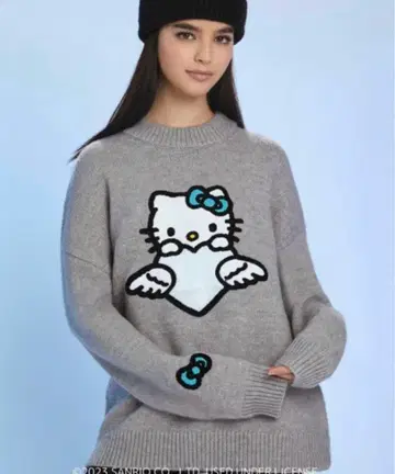 foever21 헬로키티 블루엔젤 니트 스웨터