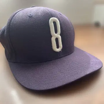 8 YARDS 다크 퍼플 블랙 캡