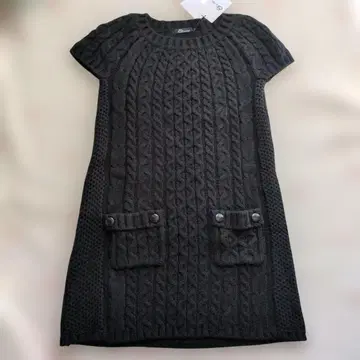 새상품 앤드 바이 핑키 다이앤 포켓 부착 케이블 짜임 니트 원피스