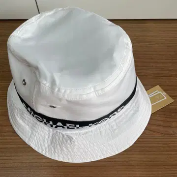 마이클코어스 버킷햇 새상품 화이트