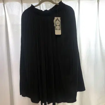 블랙 플리츠 롱 스커트