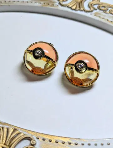 [포켓몬 센터 한정판] 피카츄 몬스터볼 귀걸이