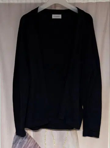 존스메들리 씨 아일랜드 코튼 버튼리스 가디건 블랙 M