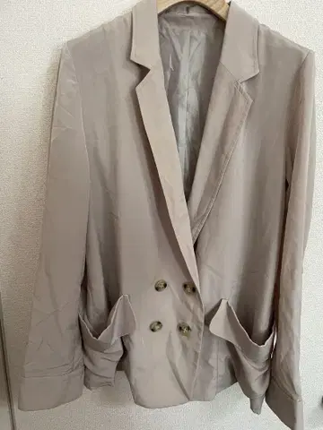 에밀리안 베이지 더블 브레스트 자켓 13R XL