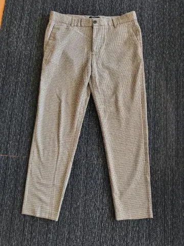 Bershka 남성용 체크 무늬 팬츠