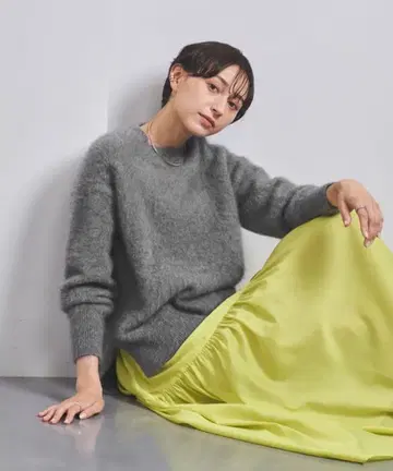 유나이티드 애로우즈 폭스 캐시미어 크루넥 니트
