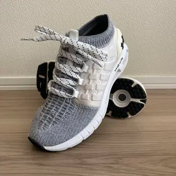 언더아머 러닝화