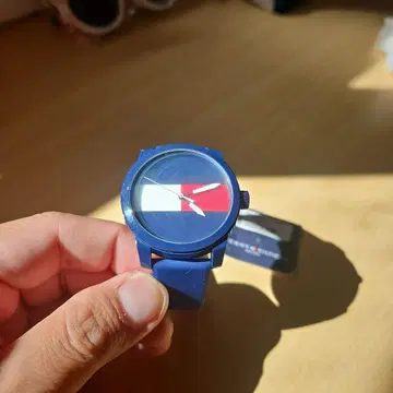 TOMMY HILFIGER 네이비 손목시계