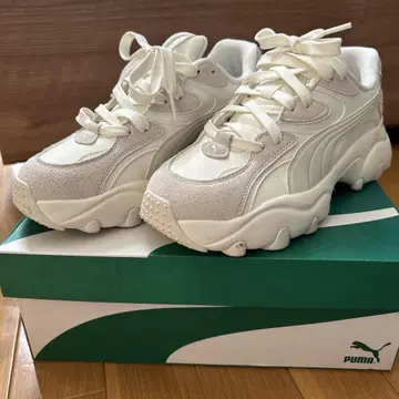 PUMA 파르사라이트 스니커즈 24.5cm