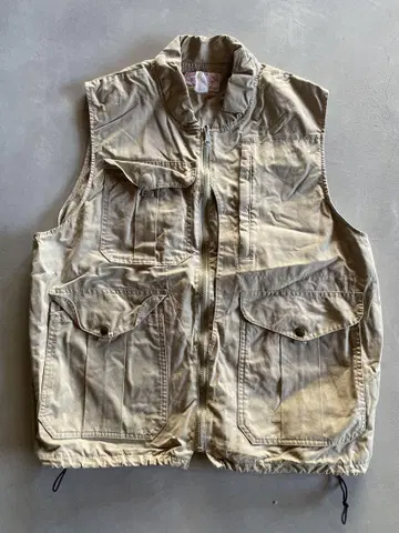 C.C. Filson 베이지 베스트