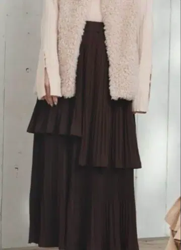 시마무라 yumi 랜덤 플리츠 스커트 브라운 L 사이즈
