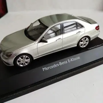 Mercedes-Benz E-Klasse 한정판 미니카