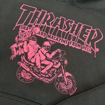 매지컬 모쉬 미스핏츠 콜라보 THRASHER 바이커 후드티 M