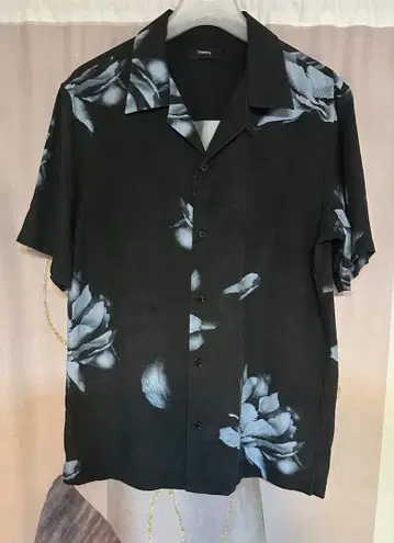 띠어리 빅 섀도우 플라워 꽃무늬 오픈 카라 셔츠 블랙