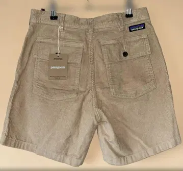 [ Patagonia ] 새상품 택 포함 파타고니아 코듀로이 숏팬츠