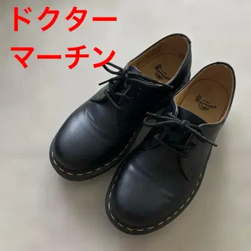 새상품급 Dr. Martens 닥터마틴 블랙 가죽 신발 여성용 구제 의류