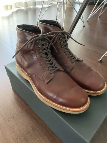 [ 새상품급 2번 사용 ] Alden 45960H 부츠 9D 브라운