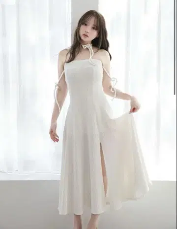 정품 ANDMARY Fata body dress