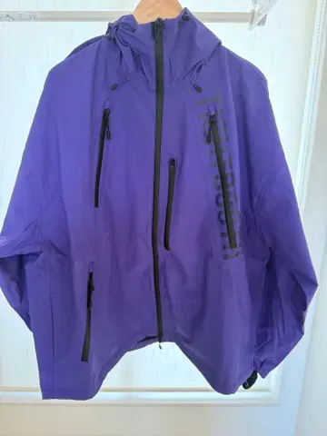 TIGHTBOOTH PRODUCTION SNOW JACKET 초레어 xl