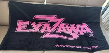 E.YAZAWA 대형 로고 타월 블랙 핑크