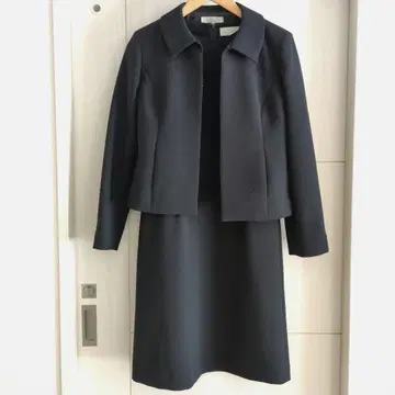 Opti Ceremony 블랙 원피스 수트 (자켓 포함)