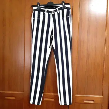 새상품급 THOMAS WYLDE 남성 바지 MO88