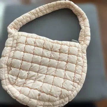 퀼팅 핑크 숄더백